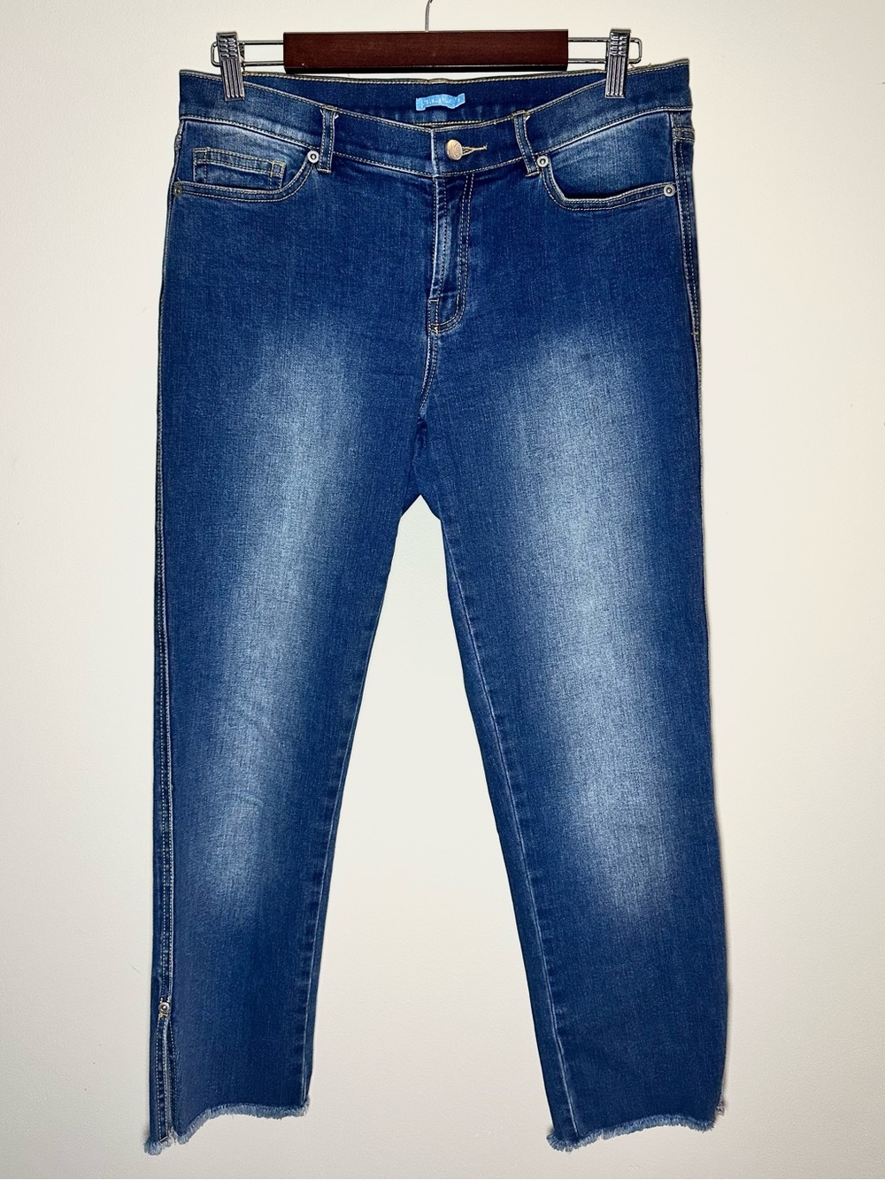 J. McLaughlin Raw Hem Cropped Straight Leg Jeans Size 8